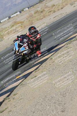 media/Sep-20-2025-Race Pace (Sat) [[d4e1b33f4d]]/Non Verified/Turn 4 Inside (8am)/